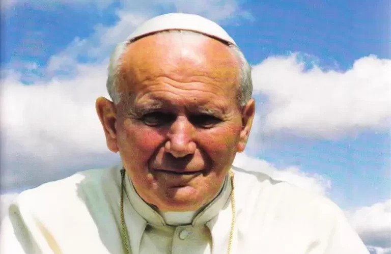Read more about the article „Kodėl jūs nemirėte?“ Šv. Jonas Paulius II ir pasaulį sukrėtęs stebuklas