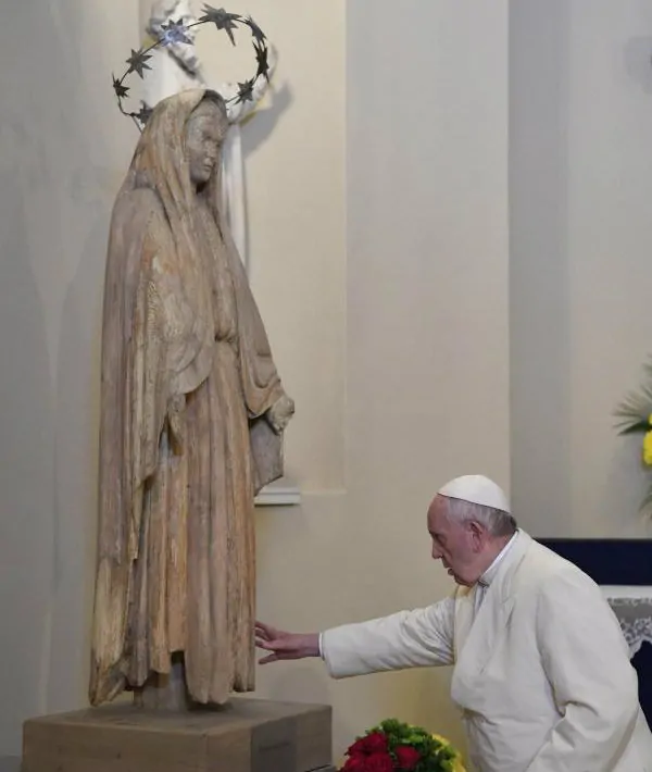 You are currently viewing Popiežiaus vizitas – lyg Teofiliaus pamokslas pontifiko lūpomis ir gestais