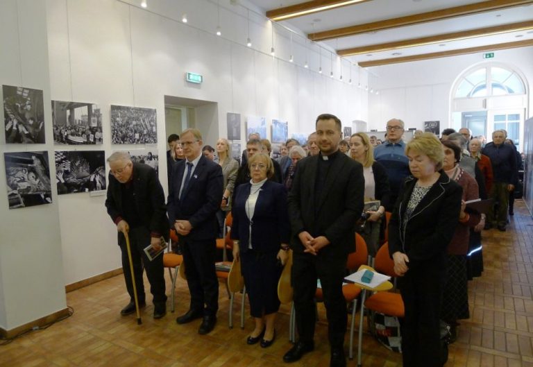 Vilniuje vyko konferencija-minėjimas kunigui A. Lipniūnui atminti