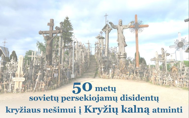 Read more about the article Kryžių kalno statytojams – malda ir atminimo kryžius