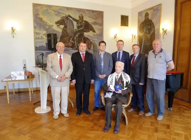 Read more about the article BUVUSIO ŠTUTHOFO KONCENTRACIJOS STOVYKLOS KALINIO VLADISLOVO TELKSNIO 100-ŲJŲ GIMIMO METINIŲ MINĖJIMAS
